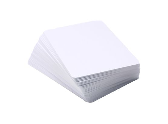 Plastikkarten blanko in weiß